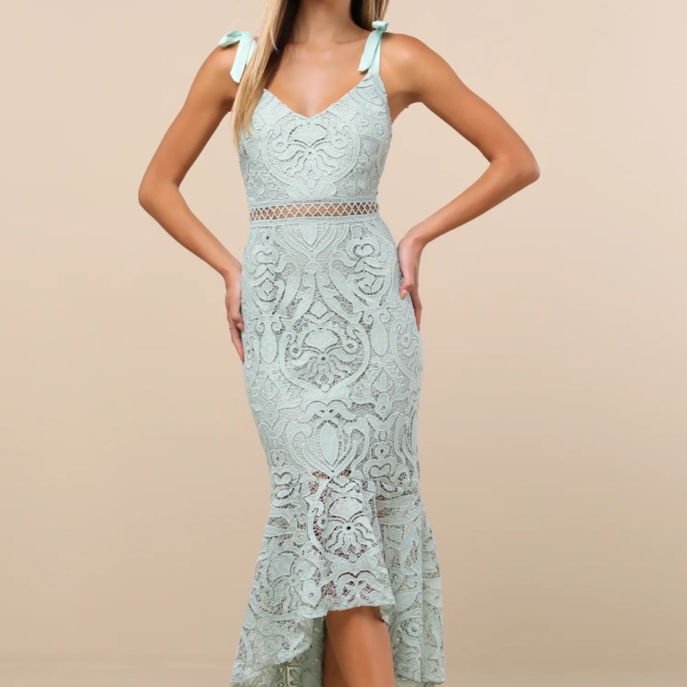 NWT Lulu’s Won Your Heart Sage Green Midi Dress